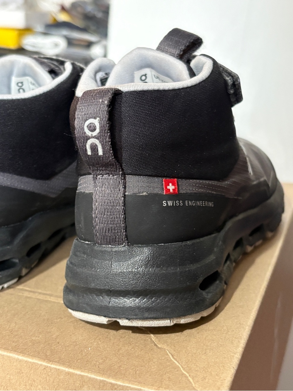 On Running Kids Waterproof Cloudhero Mid Size 12 - Picture 6 of 10